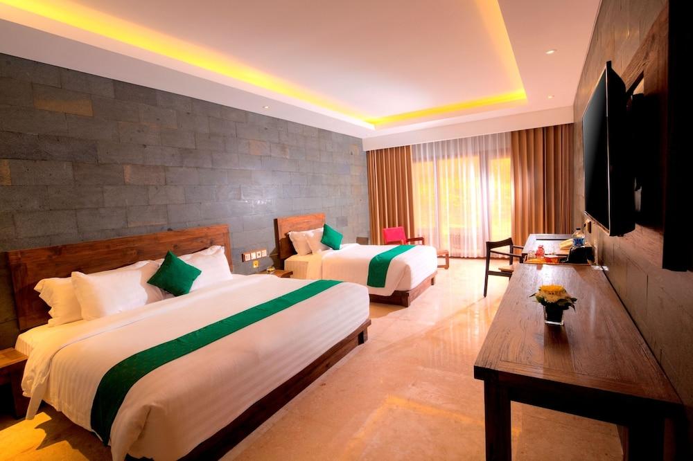 The Westlake Hotel & Resort Yogyakarta Cebongan Exterior photo