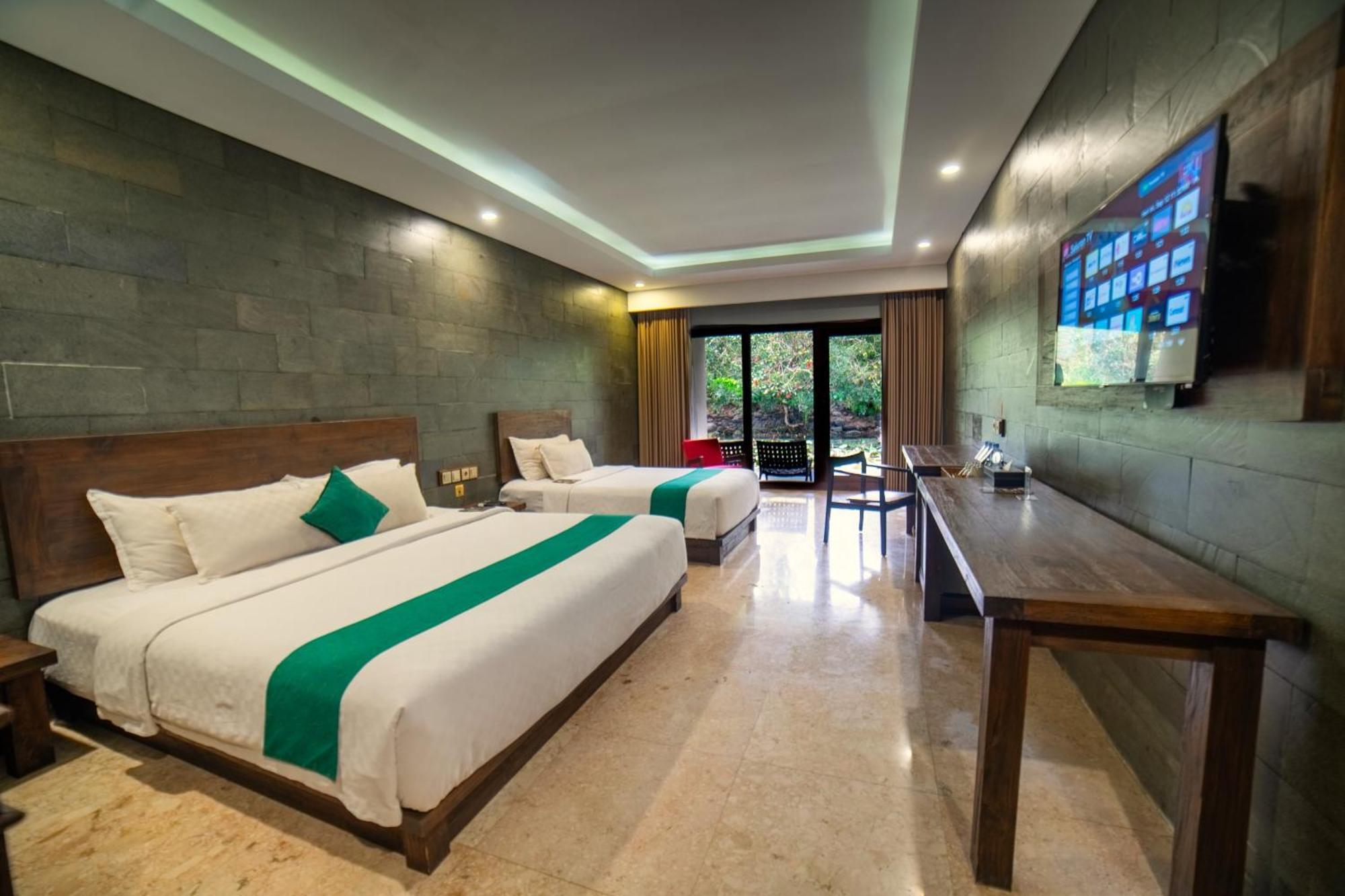 The Westlake Hotel & Resort Yogyakarta Cebongan Exterior photo