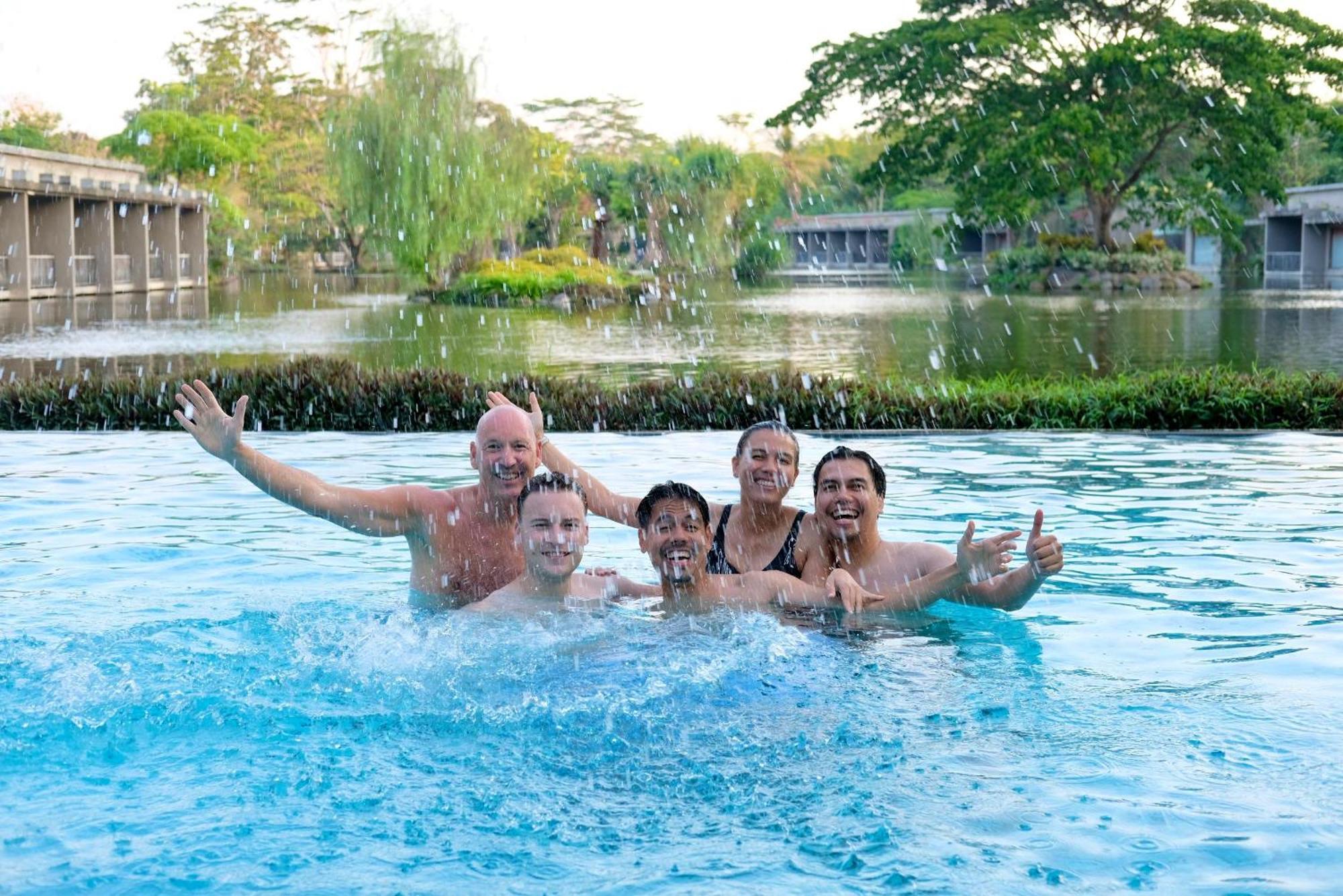 The Westlake Hotel & Resort Yogyakarta Cebongan Exterior photo