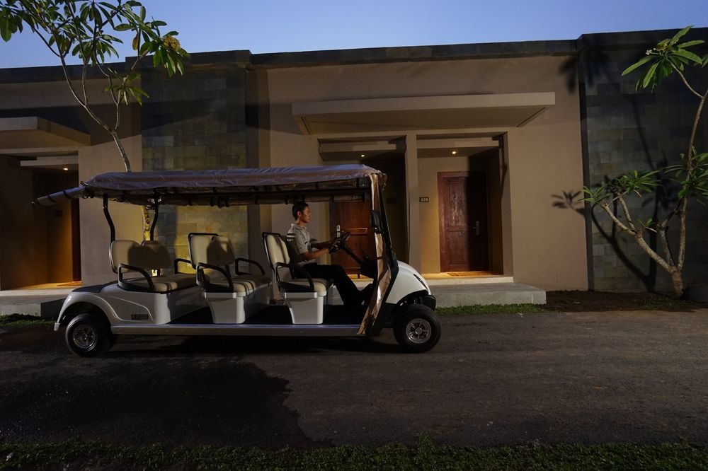 The Westlake Hotel & Resort Yogyakarta Cebongan Exterior photo